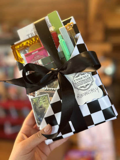 Sealed Story - Romantasy